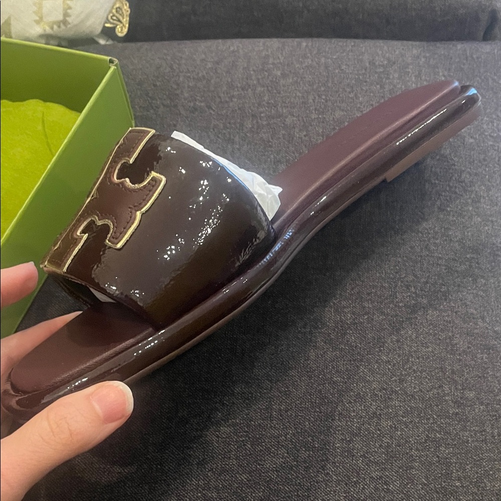 New Tory Burch Double T  Sport Slide Sandals with Logo - Picture 8 of 9